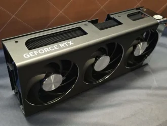 Кулеры Cooler Master RTX 5090 позволяют устанавливать вентиляторы, которые вам нравятся