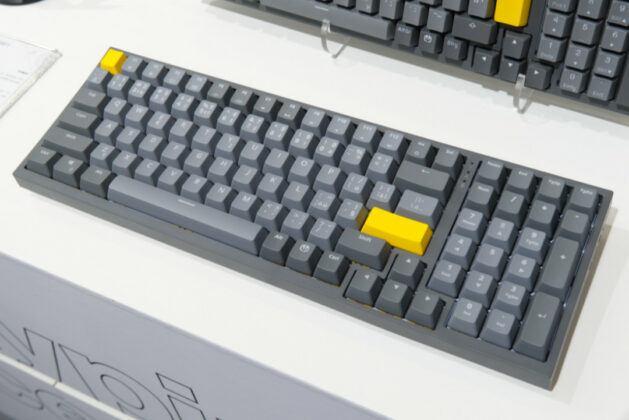 Endorfy Celeris 1800 добавляет магию смартфона к игровым клавиатурам