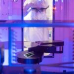 AMD может начать производить некоторые из своих чипов на заводах Intel