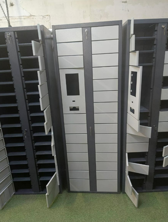 Инновационные постаматы: как технологии меняют логистику последней мили