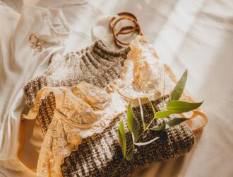 Осенний секрет. Как и с чем носить топ-бра в холода