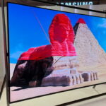 Samsung представляет свои телевизоры на выставке CES со 130-дюймовым дисплеем micro RGB