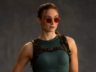 Софи Тернер теперь Лара Крофт