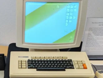 С 45-летием, Xerox Star — компьютер, который подарил нам полноценный графический интерфейс задолго до Apple и Microsoft