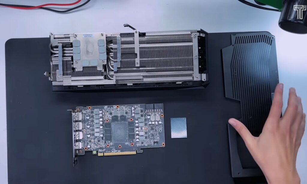 Radeon RX 9070 XT может выйти из строя из-за веса системы охлаждения — как избежать повреждения видеокарты