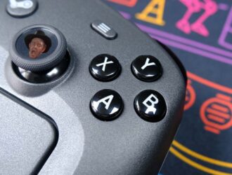 Valve спрятала пасхалку в Steam Controller, которая срабатывает, когда вы роняете геймпад